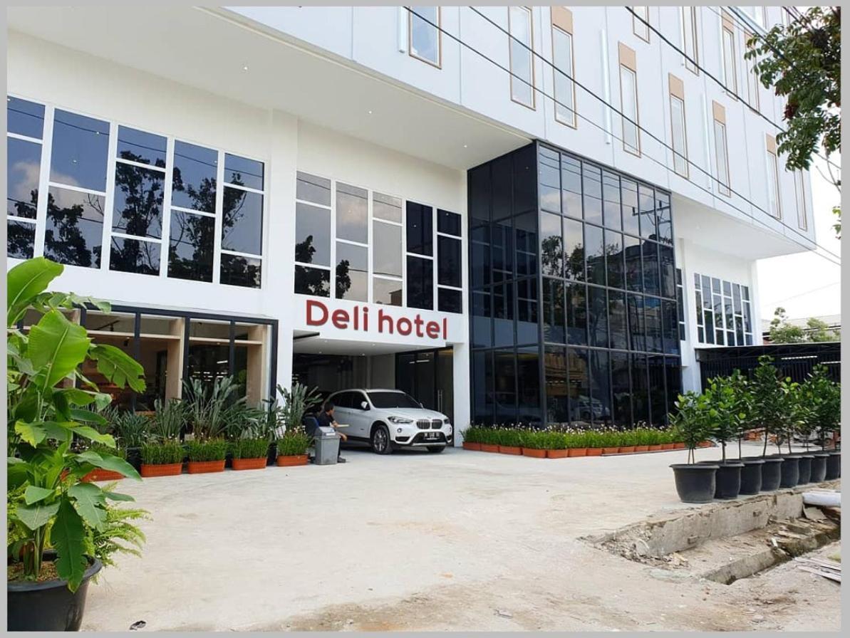Deli Hotel Medan Zewnętrze zdjęcie